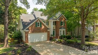 5217 Fairvista Drive, Charlotte, NC 28269