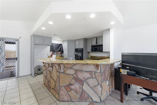 1460 Red Rock Drive, Pahrump, NV 89048