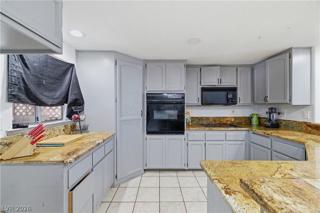 1460 Red Rock Drive, Pahrump, NV 89048