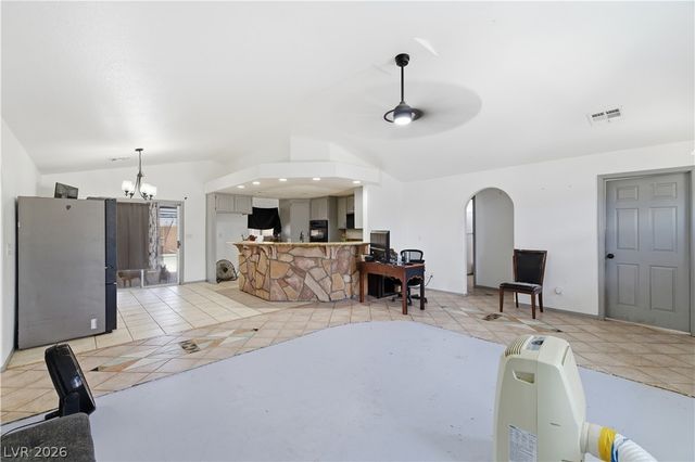 1460 Red Rock Drive, Pahrump, NV 89048