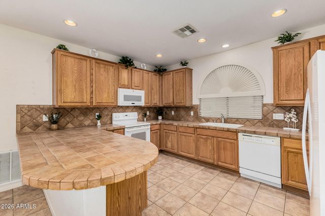 4111 E APPLEBY Drive, Gilbert, AZ 85298