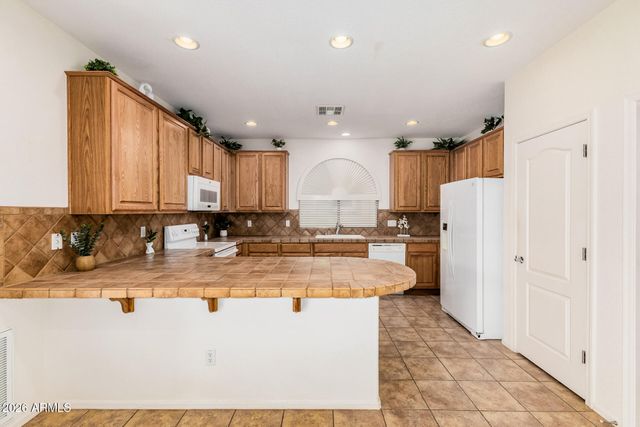 4111 E APPLEBY Drive, Gilbert, AZ 85298