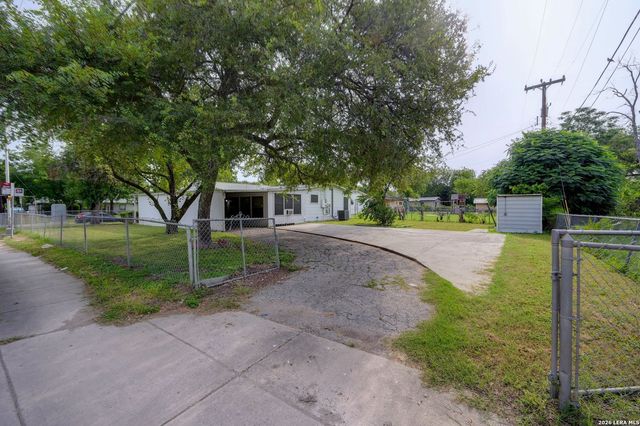 362 CHERRY RIDGE DR, San Antonio, TX 78213