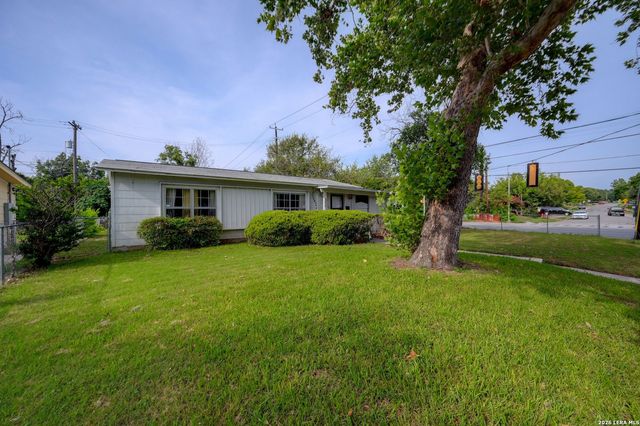 362 CHERRY RIDGE DR, San Antonio, TX 78213