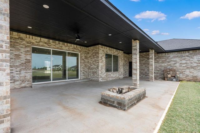 2387 NW 225th Street, Edmond, OK 73025