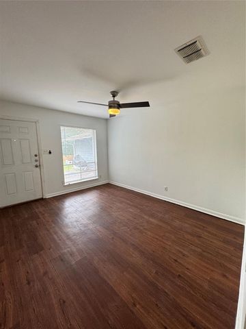 3007 Matador DR B, Austin, TX 78741