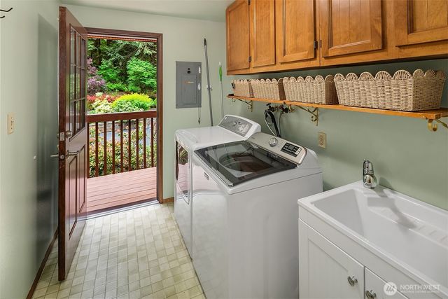 20717 SE 222nd Street, Maple Valley, WA 98038