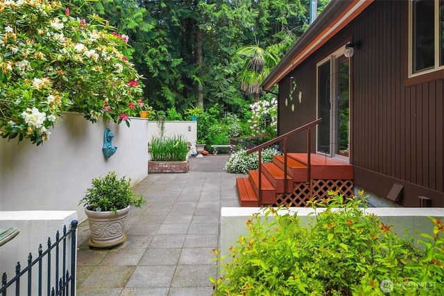 20717 SE 222nd Street, Maple Valley, WA 98038