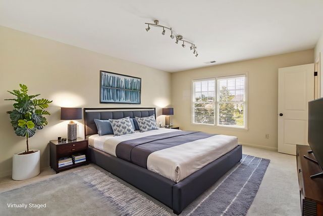 2106 CARISBROOKE DR, Collierville, TN 38017