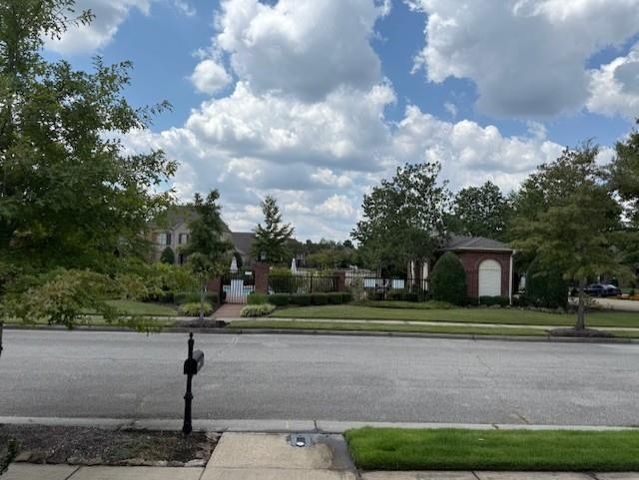 2106 CARISBROOKE DR, Collierville, TN 38017