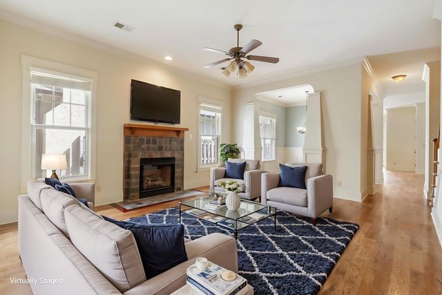 2106 CARISBROOKE DR, Collierville, TN 38017