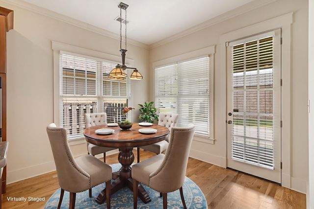 2106 CARISBROOKE DR, Collierville, TN 38017