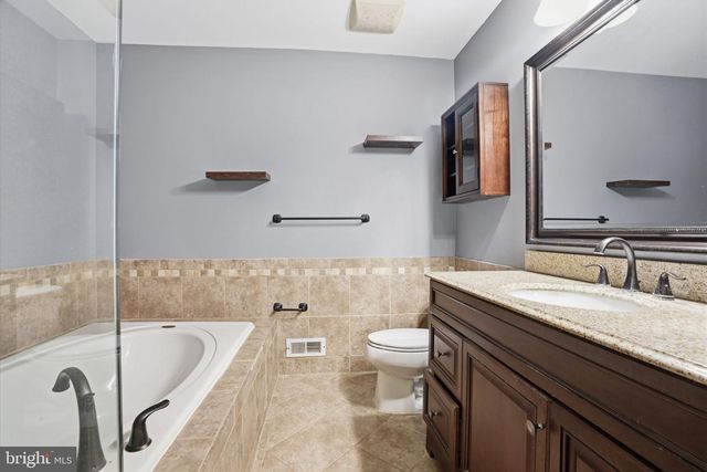 123 QUINCE CIR, Newtown, PA 18940