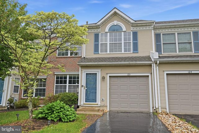 123 QUINCE CIR, Newtown, PA 18940