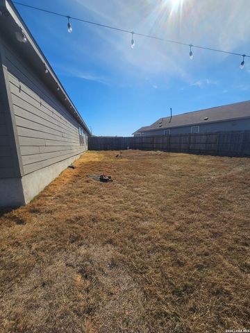 6855 Burgess Rdg, Converse, TX 78109