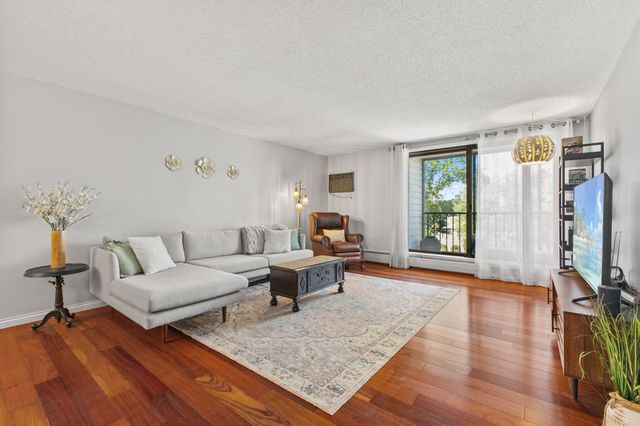 4625 Minnetonka Boulevard 308, Saint Louis Park, MN 55416