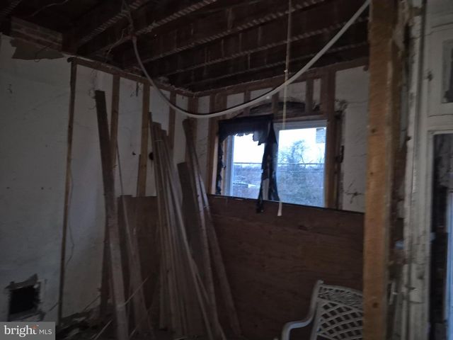 5 WHEELER AVE, Baltimore, MD 21223