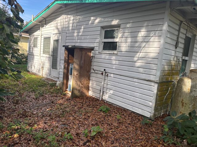 1755 39th Street, Vero Beach, FL 32960