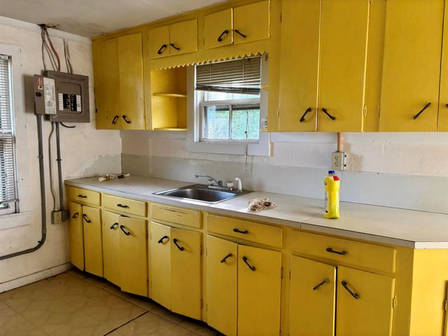 1755 39th Street, Vero Beach, FL 32960