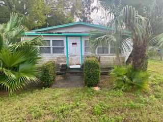 1755 39th Street, Vero Beach, FL 32960