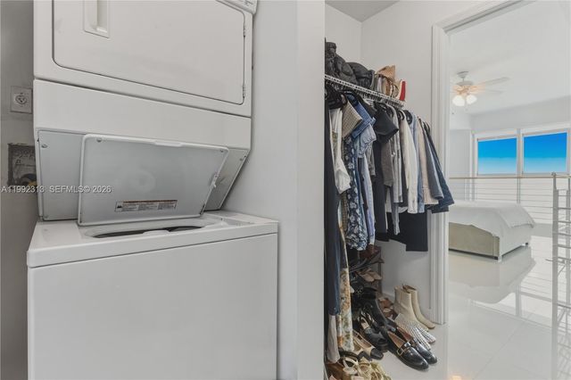 60 SW 13th St 2805, Miami, FL 33130