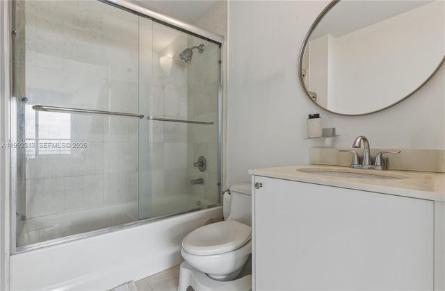 60 SW 13th St 2805, Miami, FL 33130