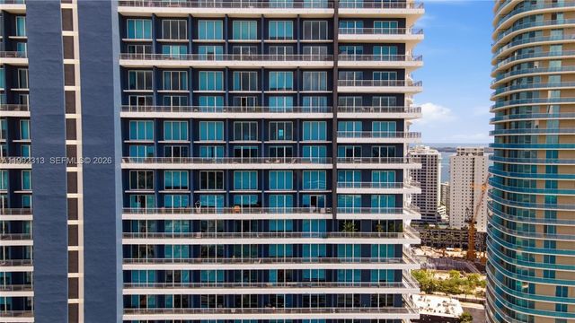 60 SW 13th St 2805, Miami, FL 33130