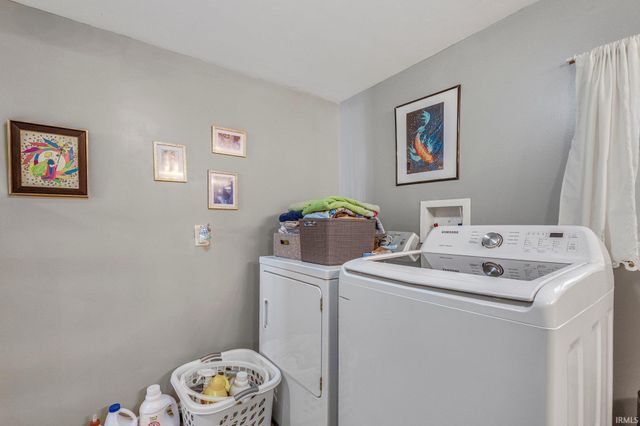 111 W 2nd Street, Auburn, IN 46706