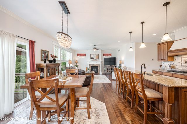 8736 Mount Rainier Circle 3, Lansing, MI 48917