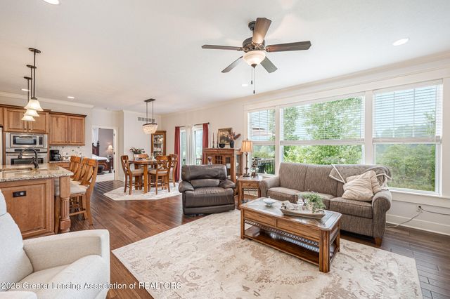 8736 Mount Rainier Circle 3, Lansing, MI 48917