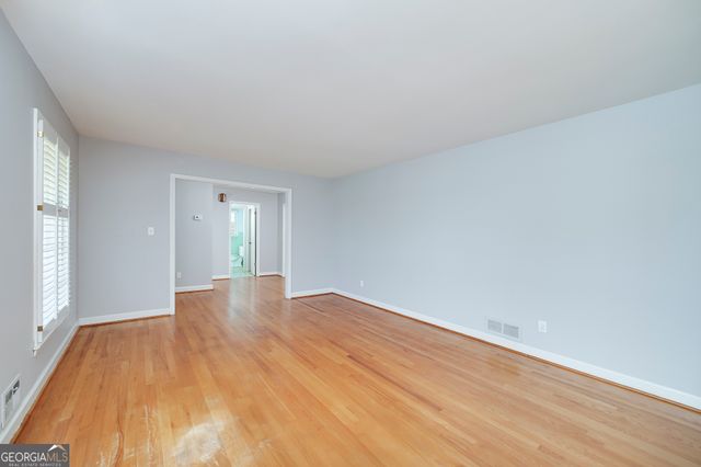 304 Burke Circle, Mcdonough, GA 30253