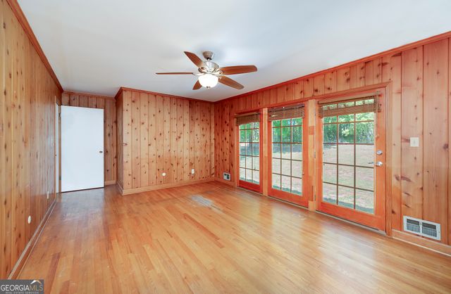 304 Burke Circle, Mcdonough, GA 30253