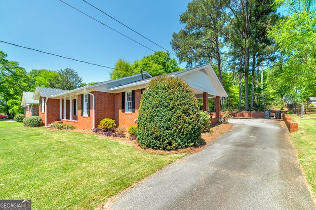304 Burke Circle, Mcdonough, GA 30253