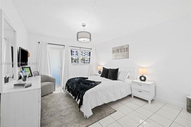 328 N Ocean Boulevard 104, Pompano Beach, FL 33062