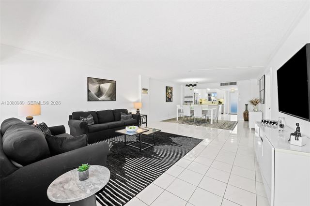 328 N Ocean Boulevard 104, Pompano Beach, FL 33062