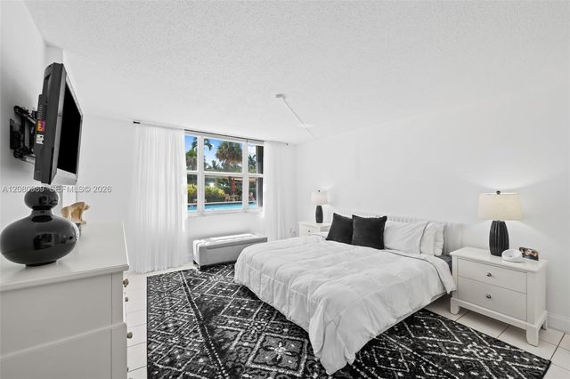 328 N Ocean Boulevard 104, Pompano Beach, FL 33062