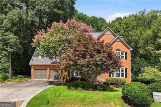 4865 Parkland Trail NE, Roswell, GA 30075