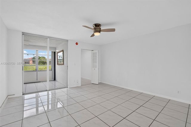 7301 NW 1st Street 106, Margate, FL 33063