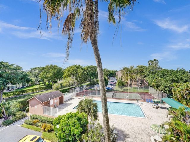 7301 NW 1st Street 106, Margate, FL 33063