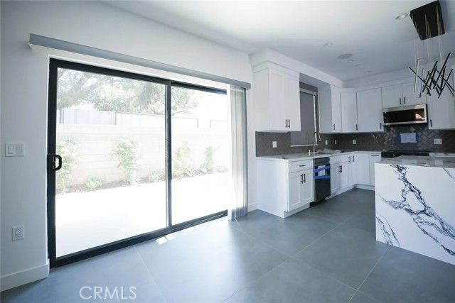 8034 Fair Avenue, Sun Valley (los Angeles), CA 91352