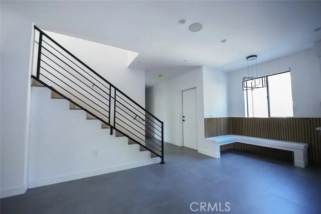 8034 Fair Avenue, Sun Valley (los Angeles), CA 91352