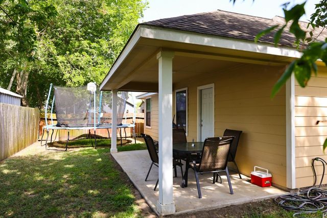 2514 Lee Street, Houston, TX 77026