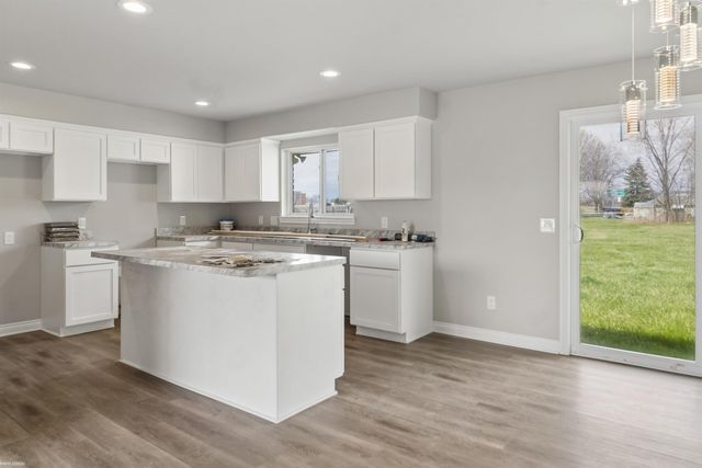 19911 Fenton Street, Roseville, MI 48066