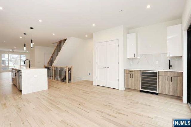 248 Morningside Avenue, Cliffside Park, NJ 07010