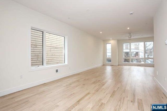 248 Morningside Avenue, Cliffside Park, NJ 07010