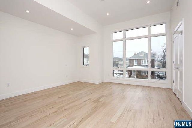 248 Morningside Avenue, Cliffside Park, NJ 07010