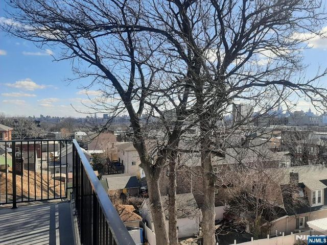 248 Morningside Avenue, Cliffside Park, NJ 07010