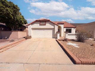 6018 W MESCAL Street, Glendale, AZ 85304