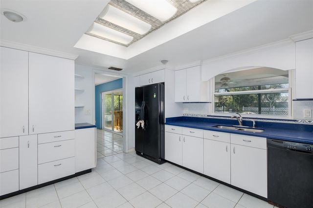 9947 GROVE DRIVE, New Port Richey, FL 34654