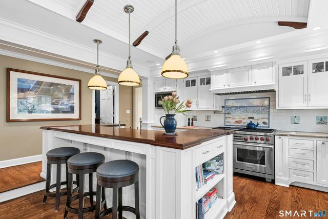 12 Sunset Road, Darien, CT 06820